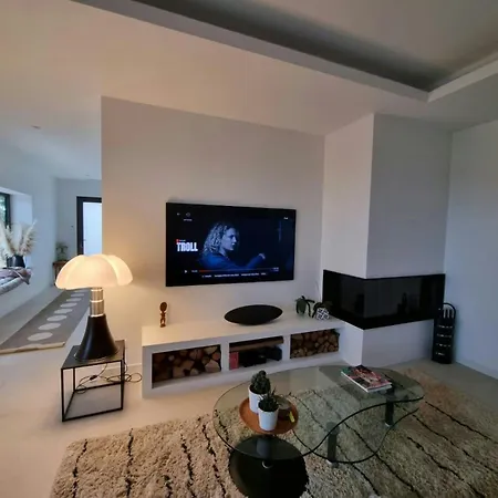 Casa vacanze Contemporary Near Beaches *