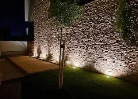Casa vacanze Contemporary Near Beaches *